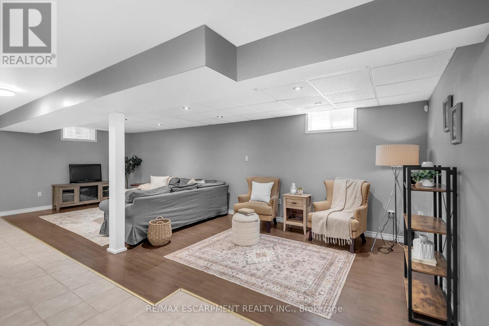 65 THISTLEMOOR DRIVE - 35