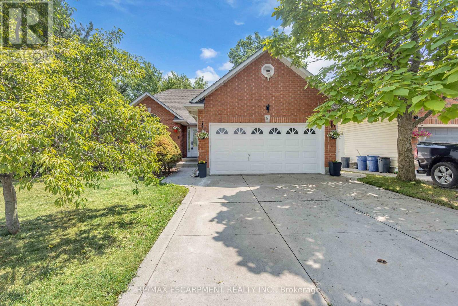 65 THISTLEMOOR DRIVE - 4
