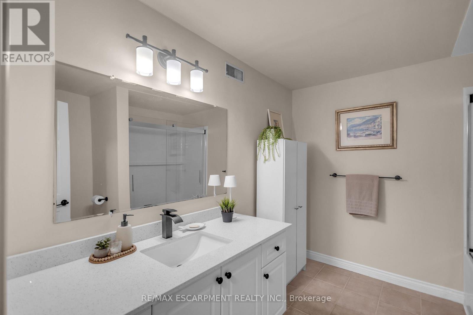 65 THISTLEMOOR DRIVE - 41