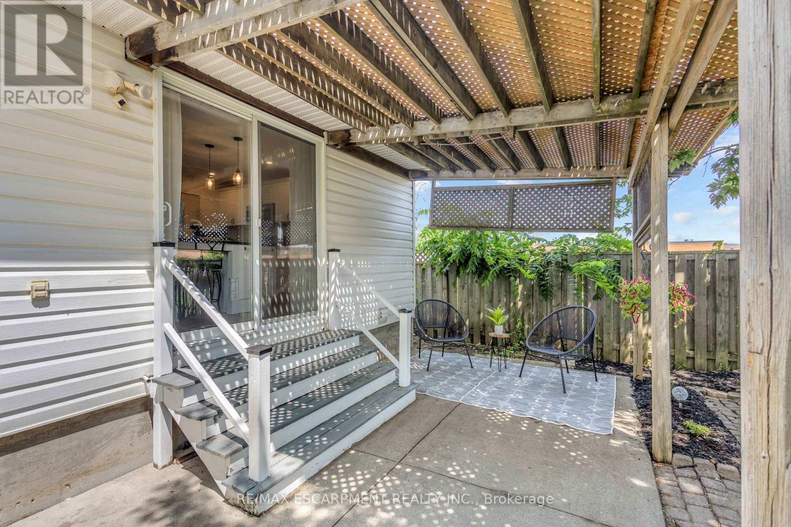 65 THISTLEMOOR DRIVE - 43