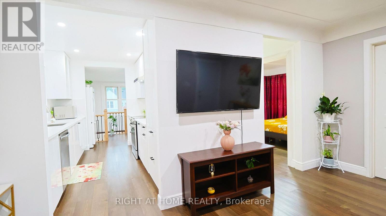 82 NORMANHURST AVENUE - 10