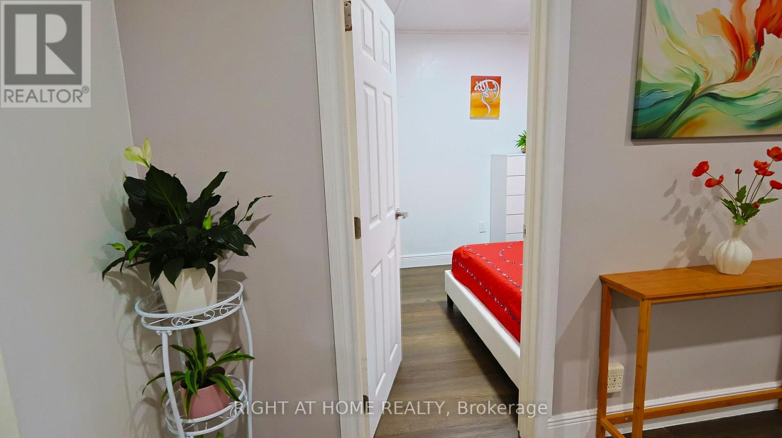 82 NORMANHURST AVENUE - 11