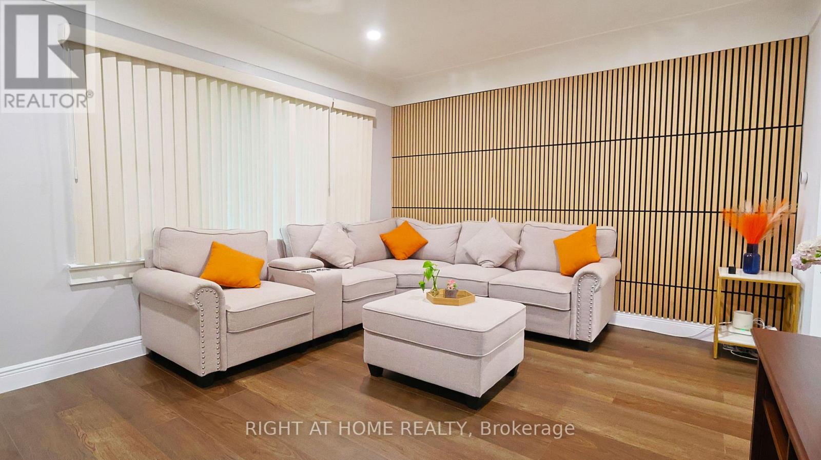 82 NORMANHURST AVENUE - 12