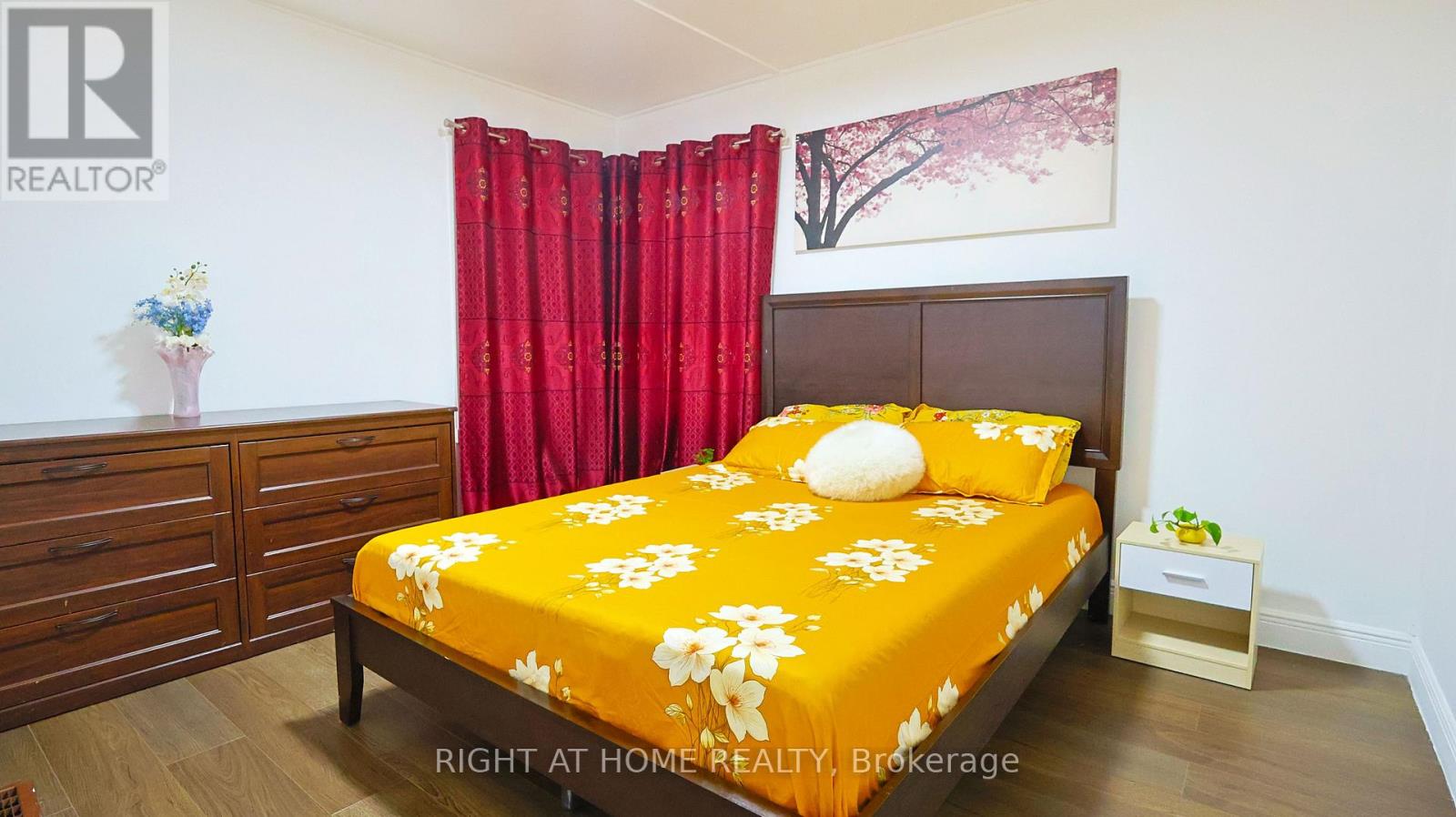 82 NORMANHURST AVENUE - 15