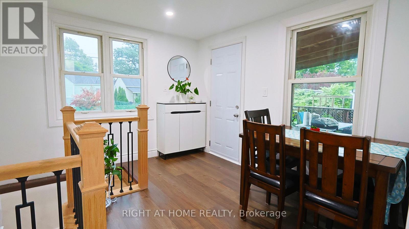 82 NORMANHURST AVENUE - 28