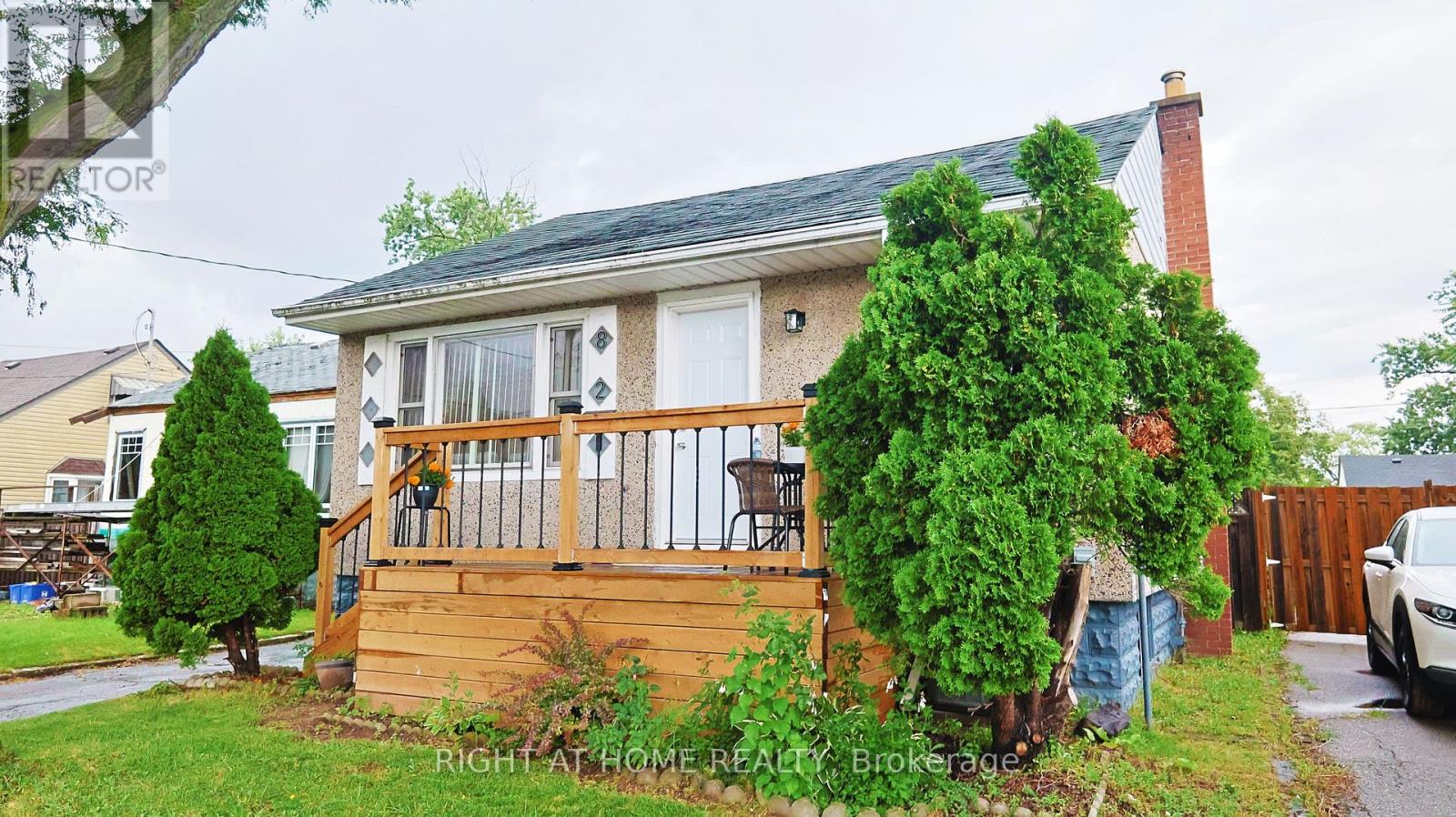 82 NORMANHURST AVENUE - 3