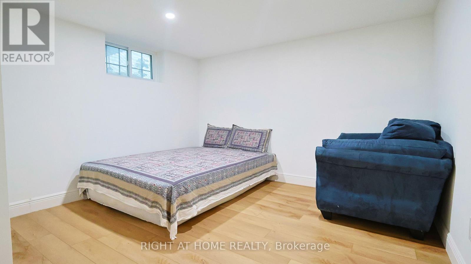 82 NORMANHURST AVENUE - 37