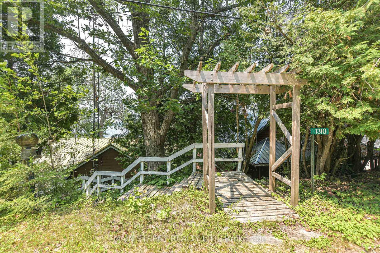 1310 BLACK BEACH LANE - 8