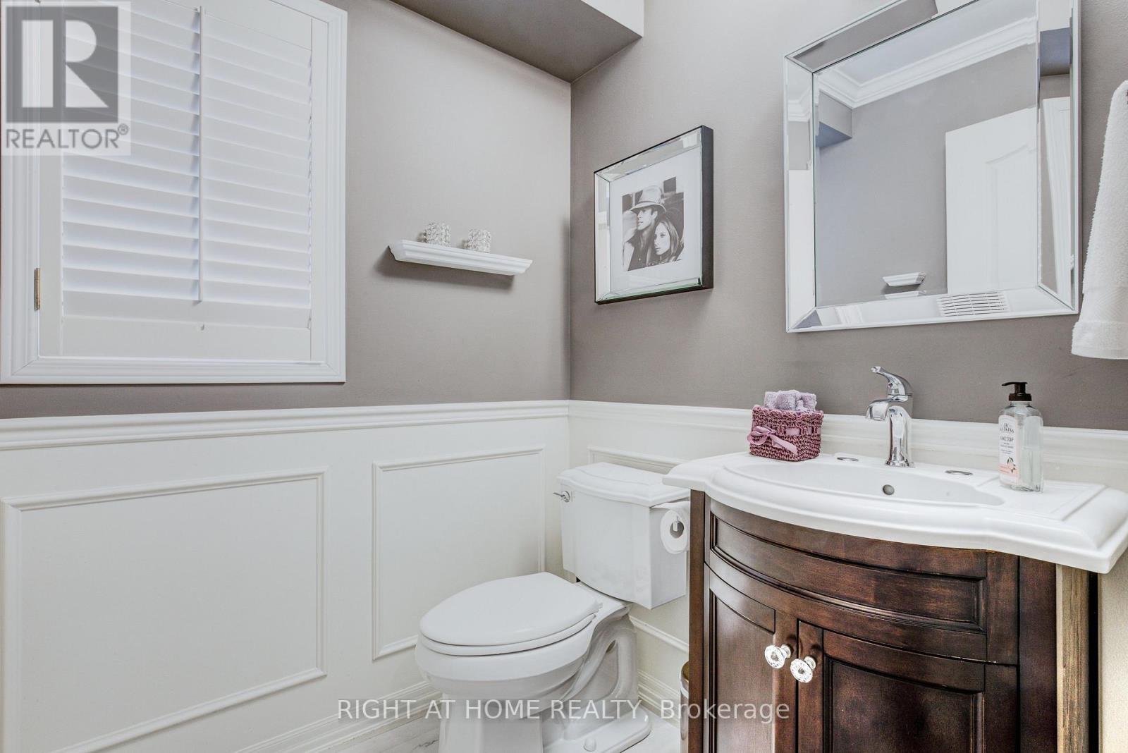 241 LEXINGTON ROAD - Image 14