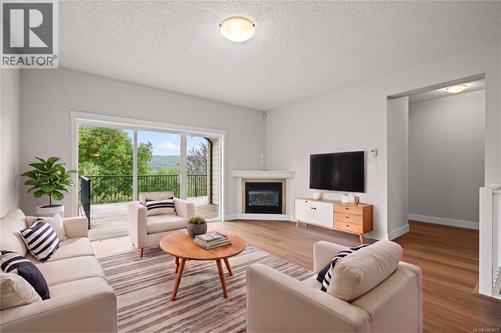 1072 Fitzgerald Rd - 6
