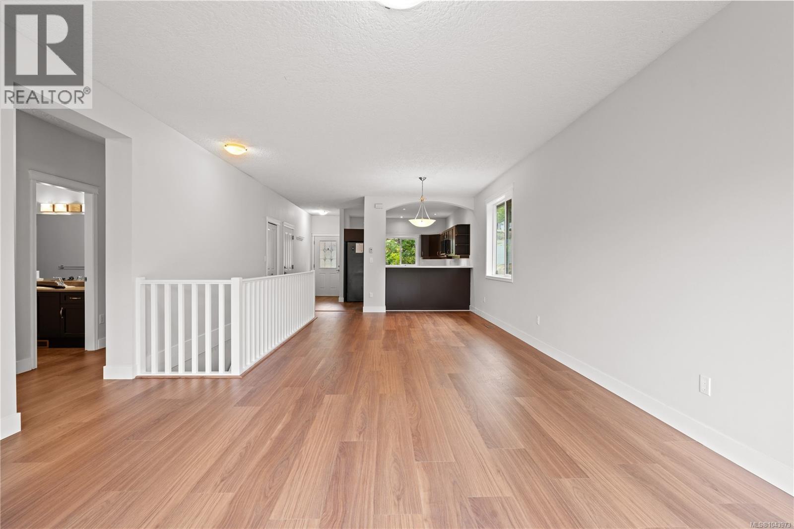 1072 Fitzgerald Rd - 8