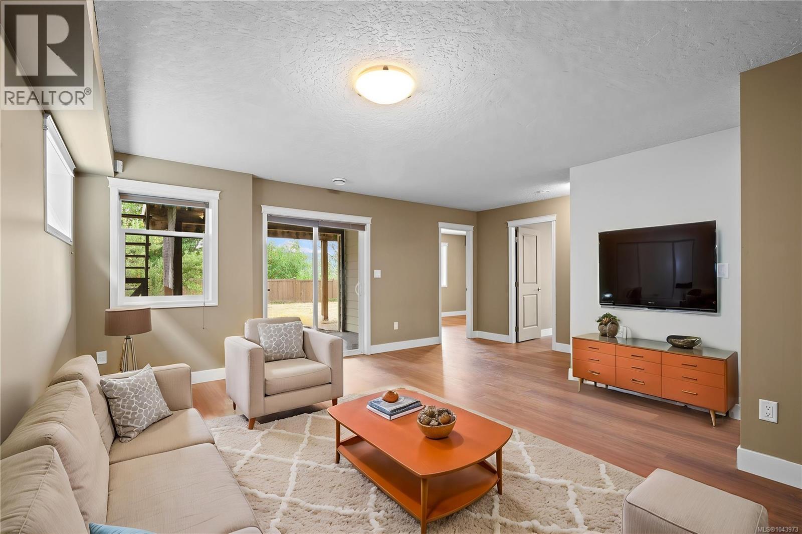 1072 Fitzgerald Rd - 28