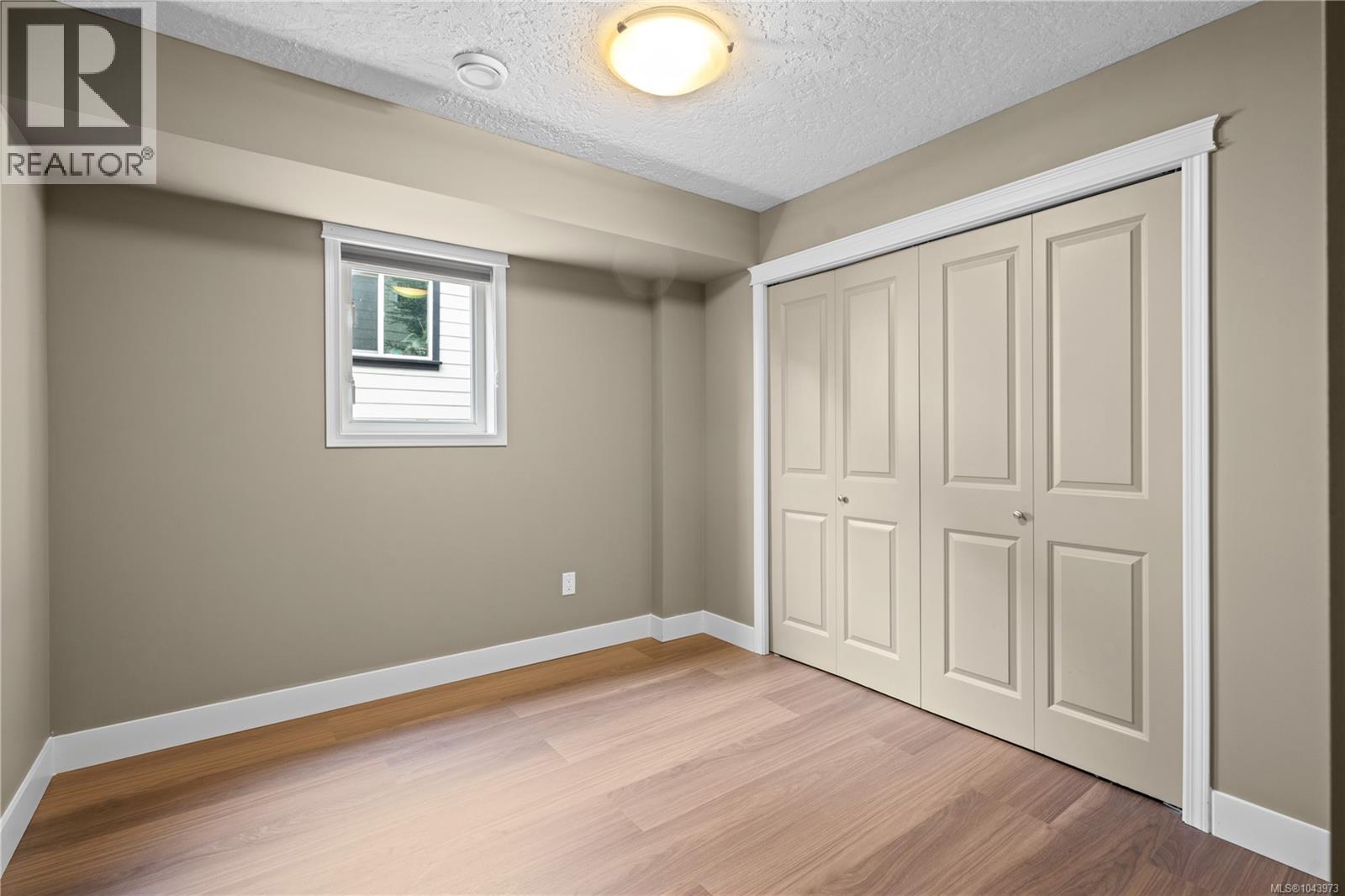 1072 Fitzgerald Rd - 32