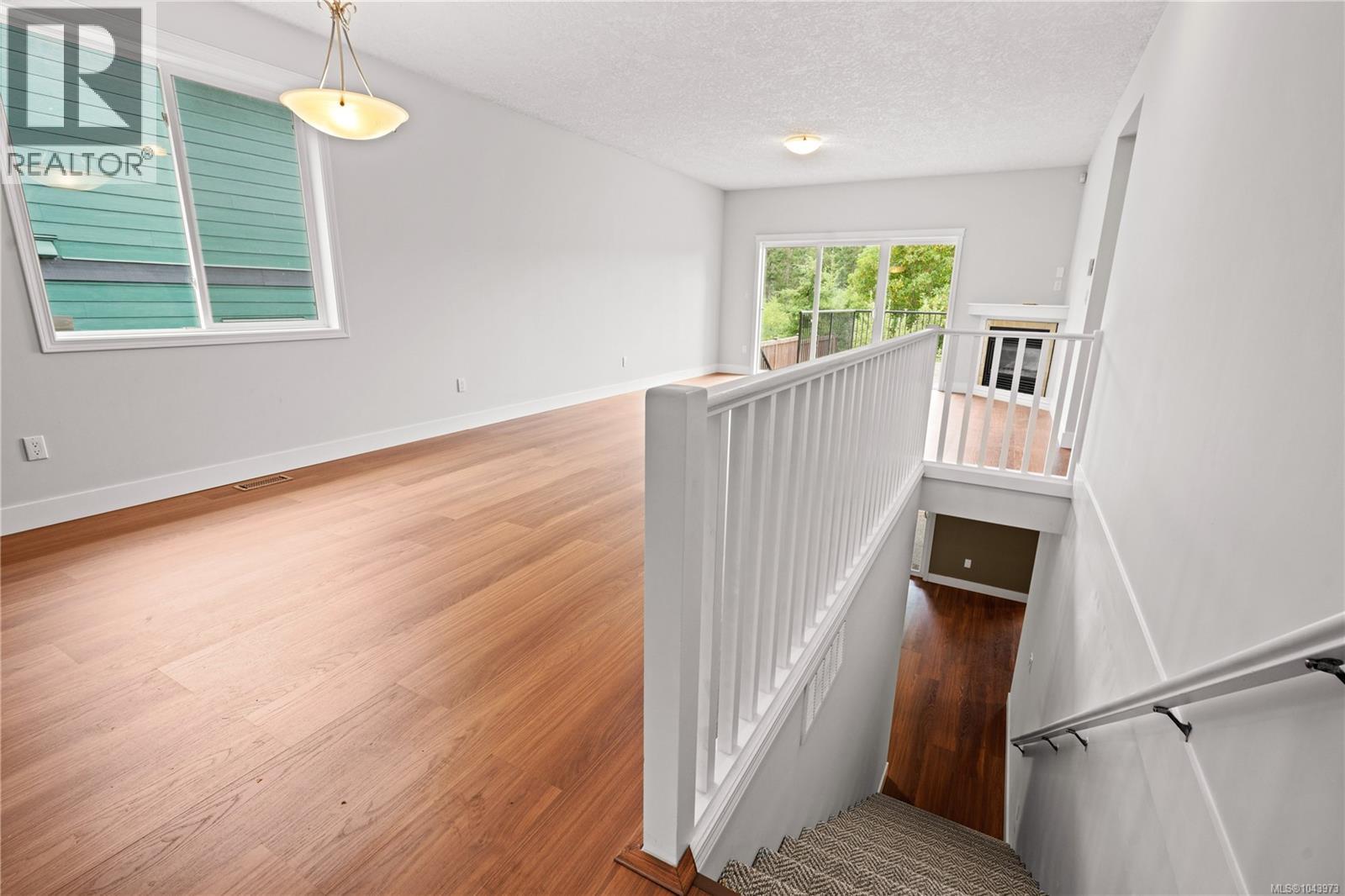 1072 Fitzgerald Rd - 24
