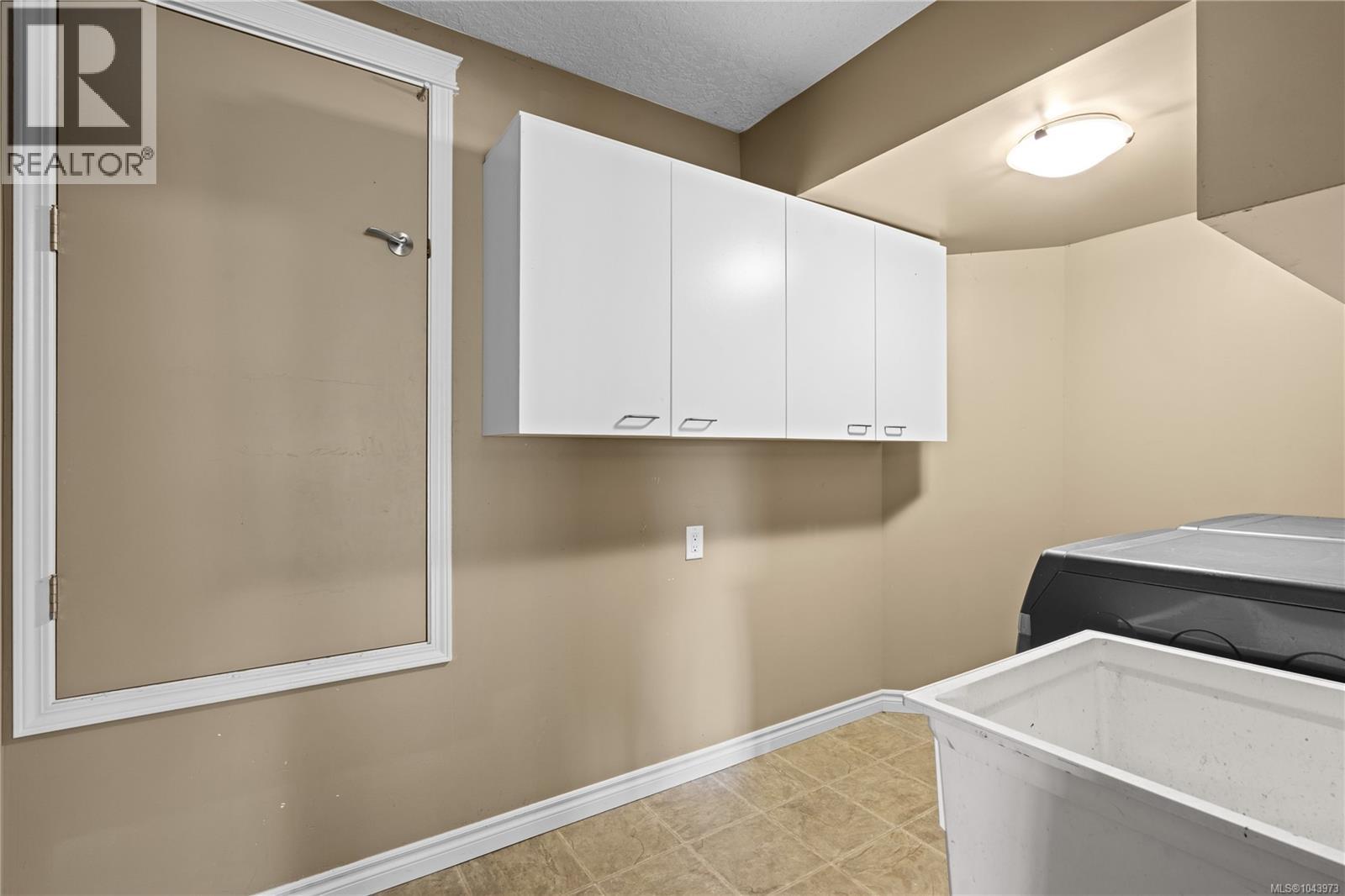 1072 Fitzgerald Rd - 34