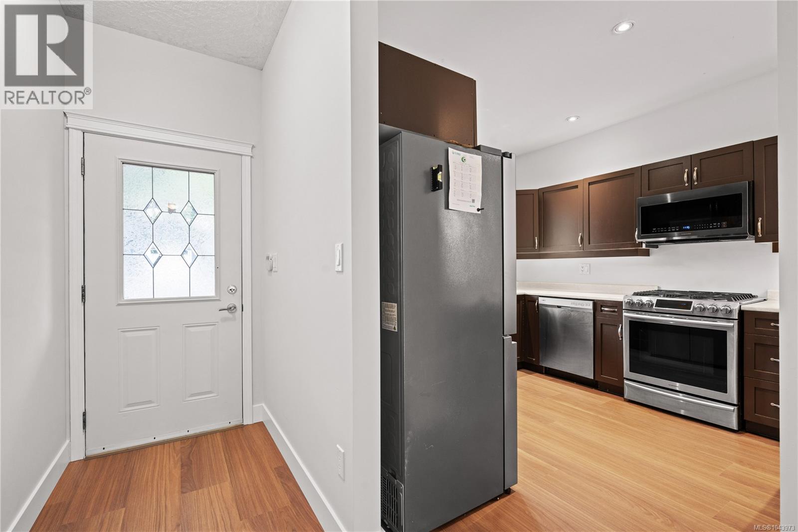1072 Fitzgerald Rd - 3