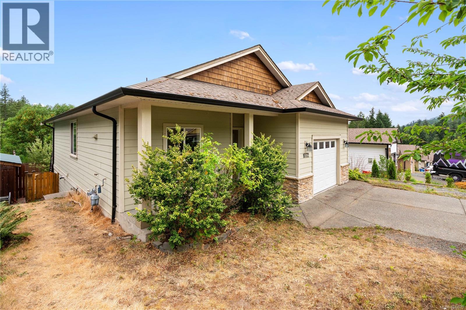 1072 Fitzgerald Rd - 40