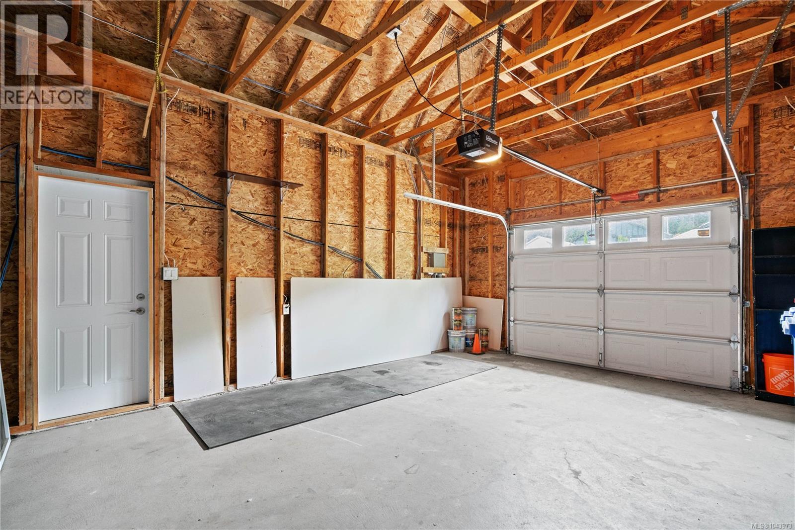 1072 Fitzgerald Rd - 36