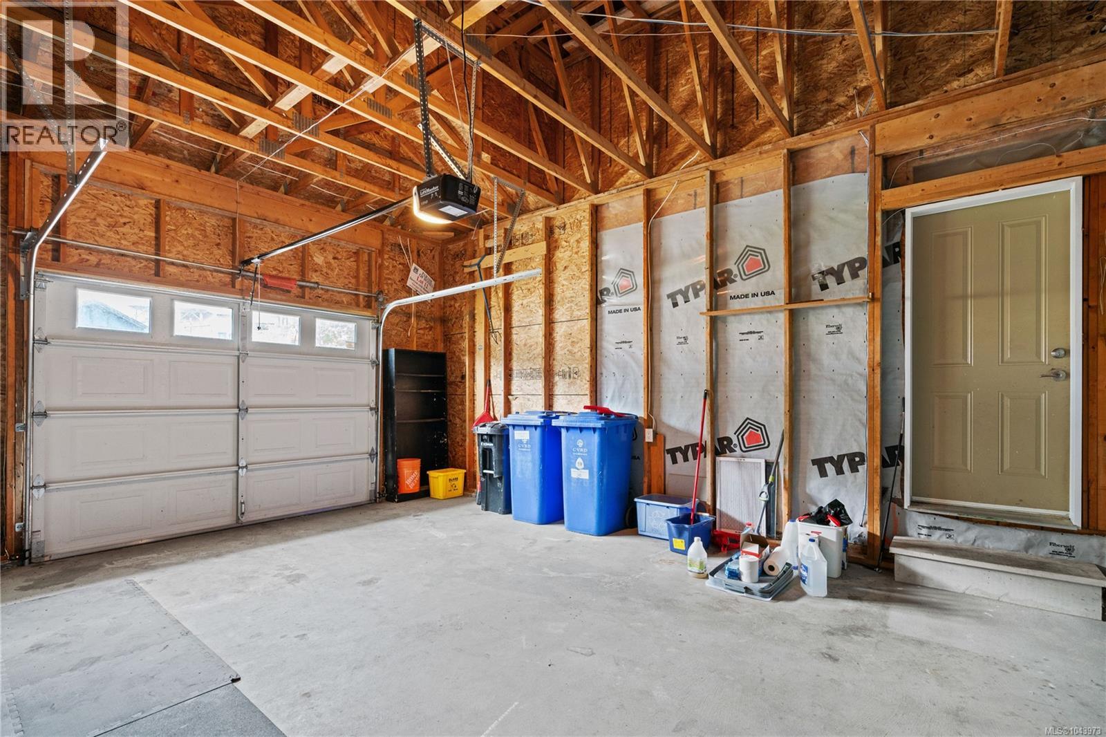 1072 Fitzgerald Rd - 37