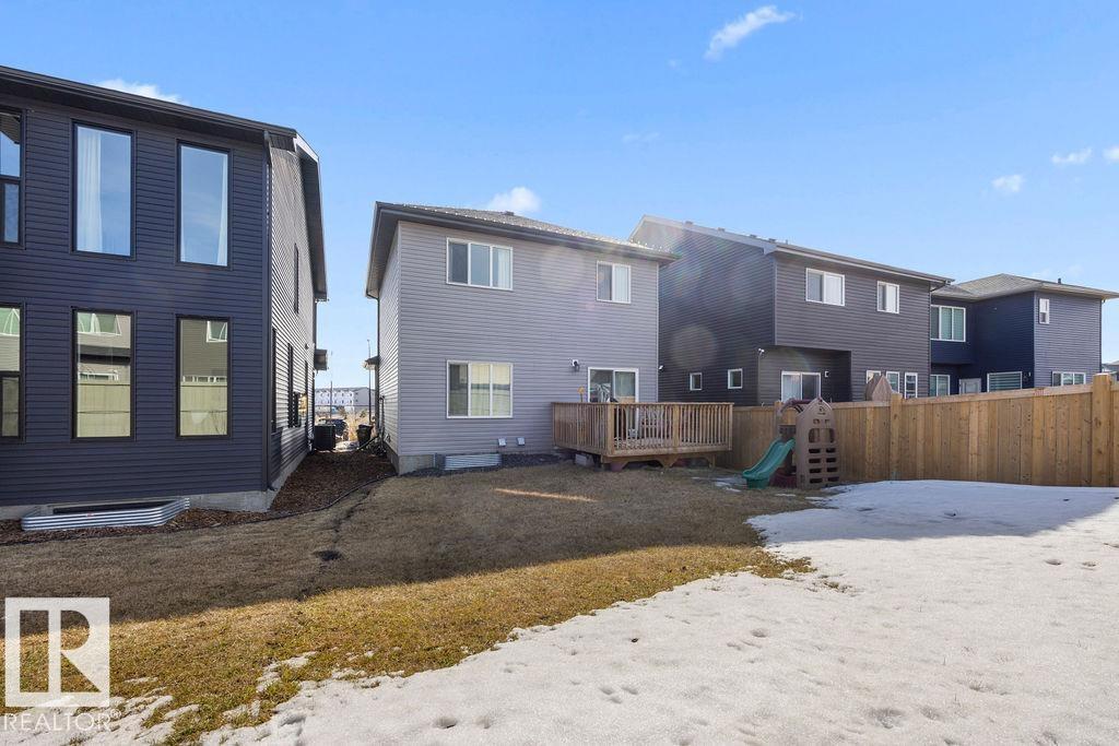 17820 70 ST NW - 52