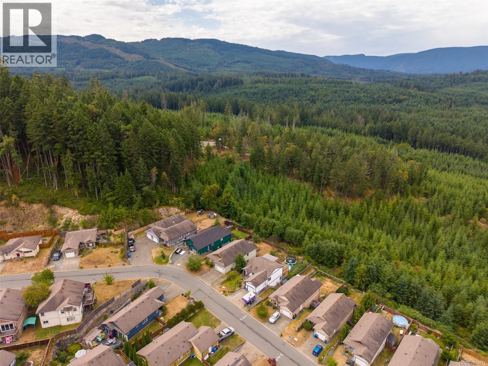 1072 Fitzgerald Rd - 67