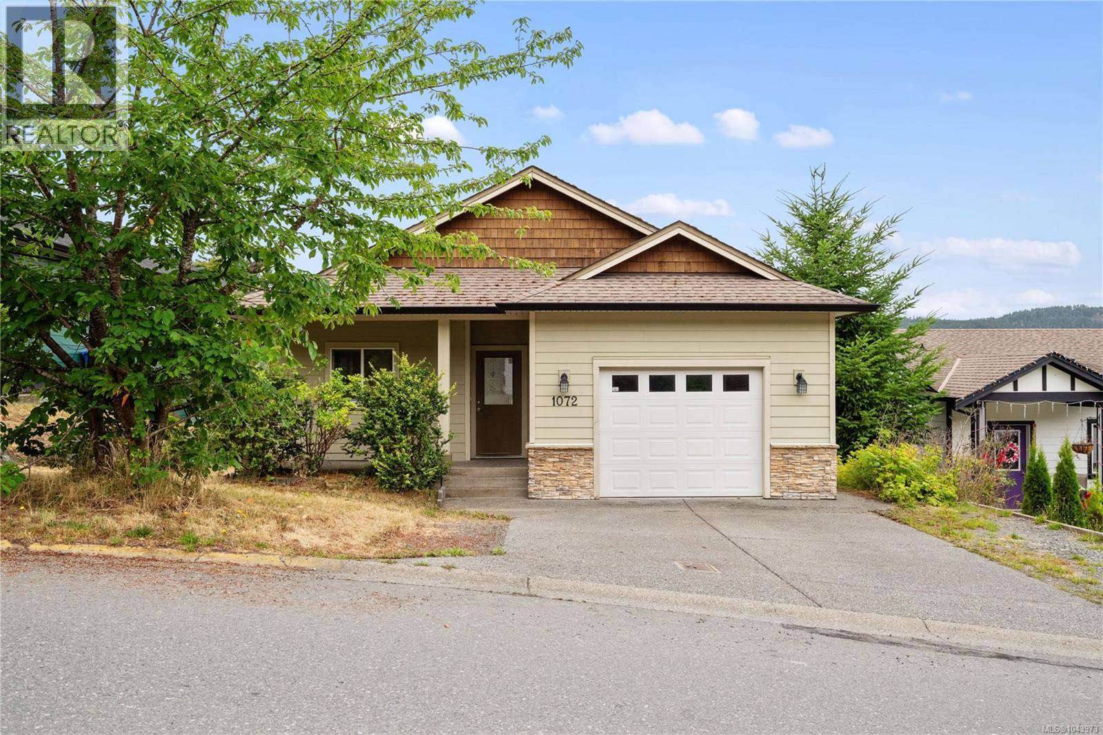 1072 Fitzgerald Rd - 57