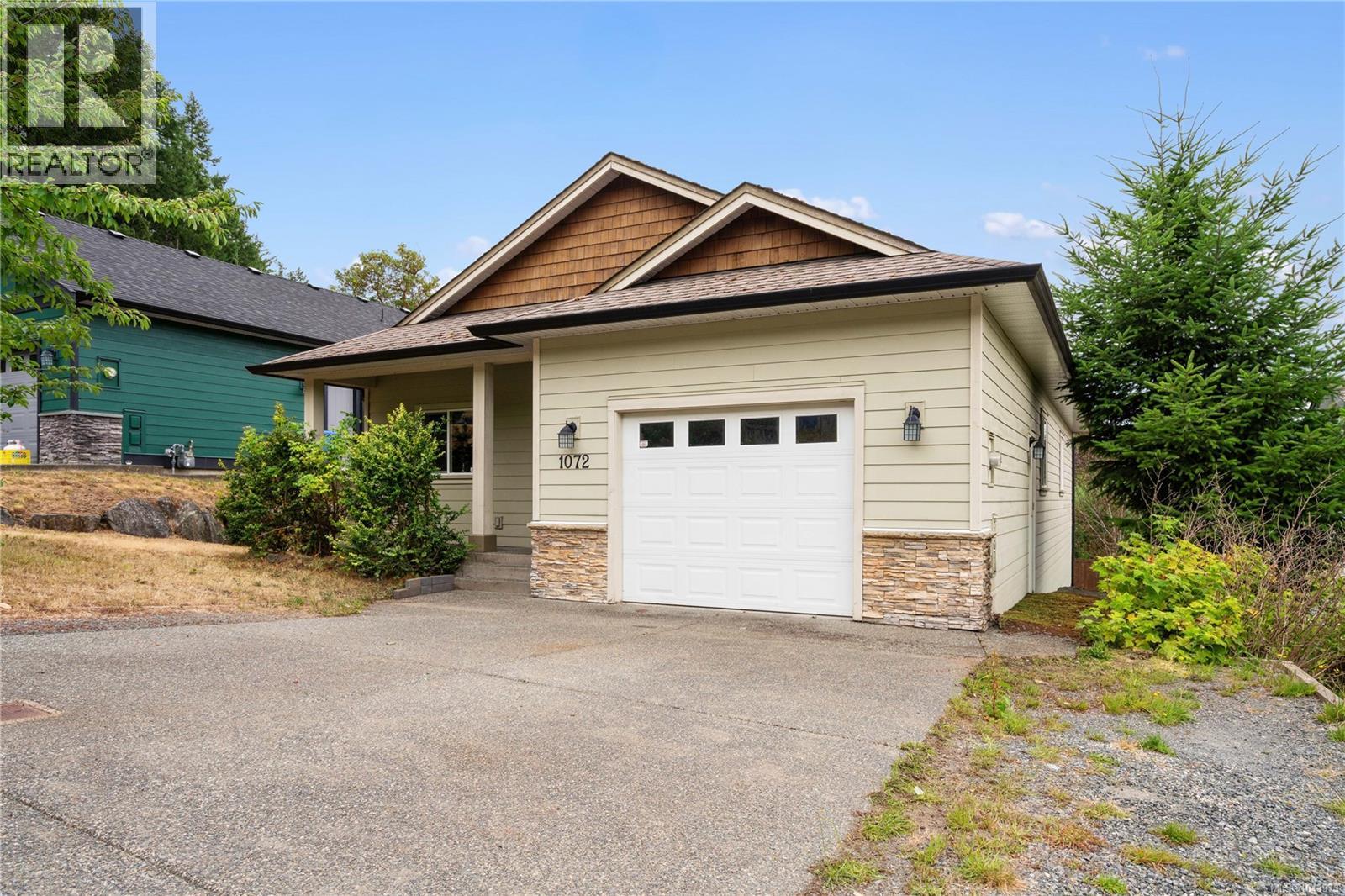 1072 Fitzgerald Rd - 58