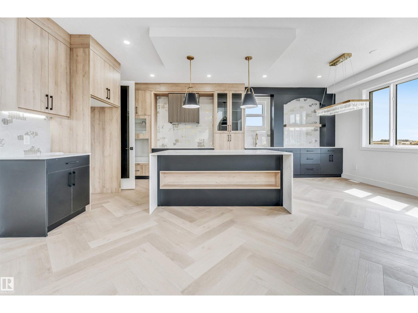 4006 35 ST - 19
