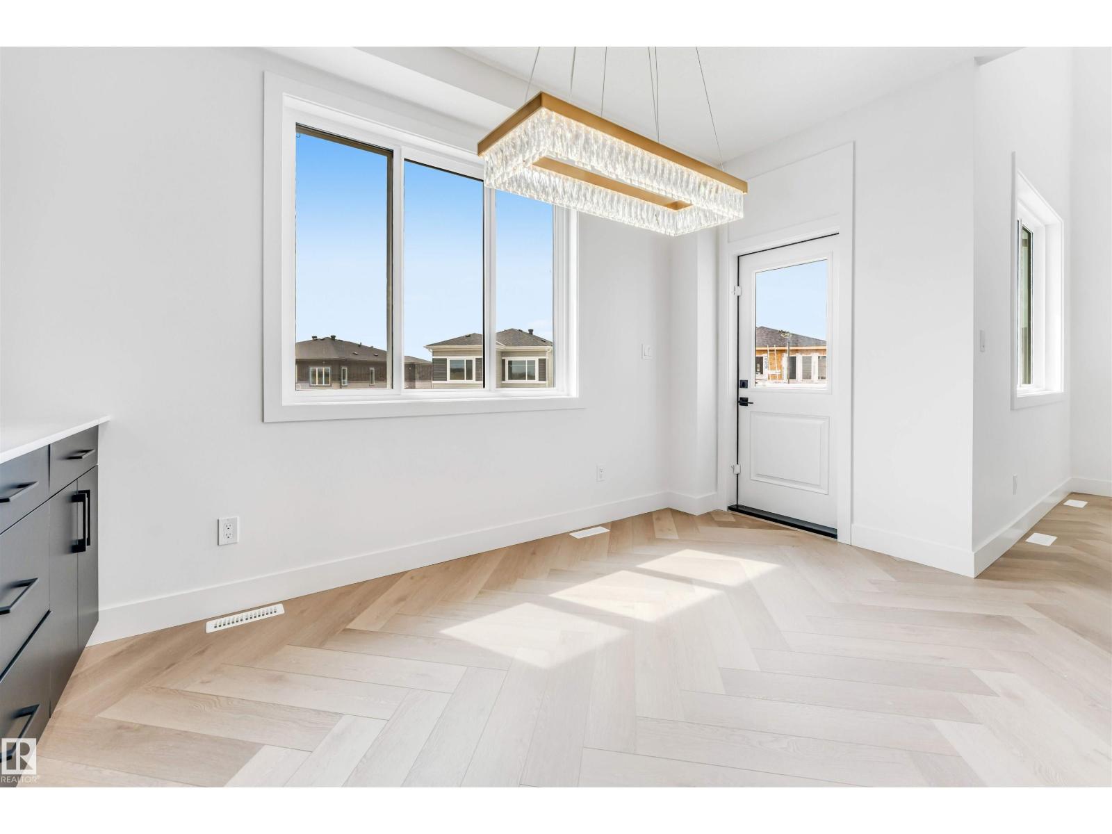 4006 35 ST - 25