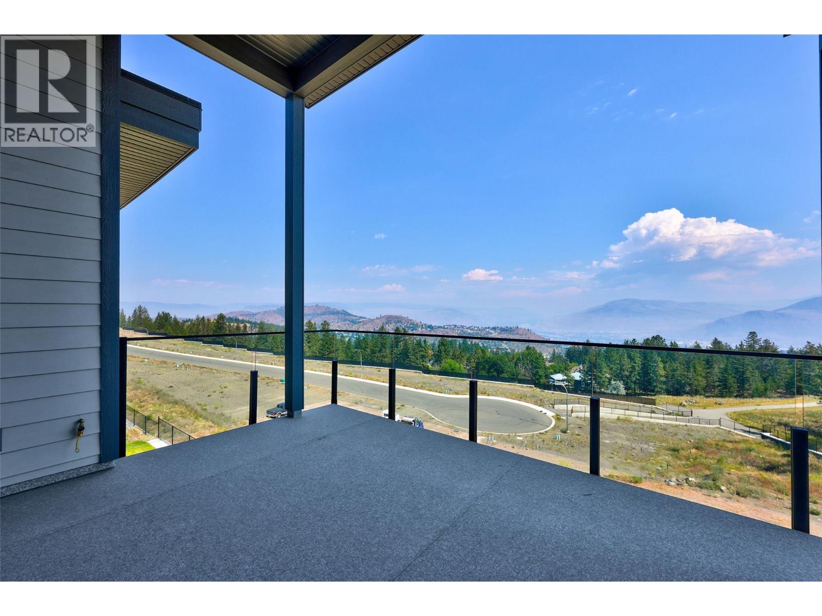 2140 LINFIELD Drive - 20