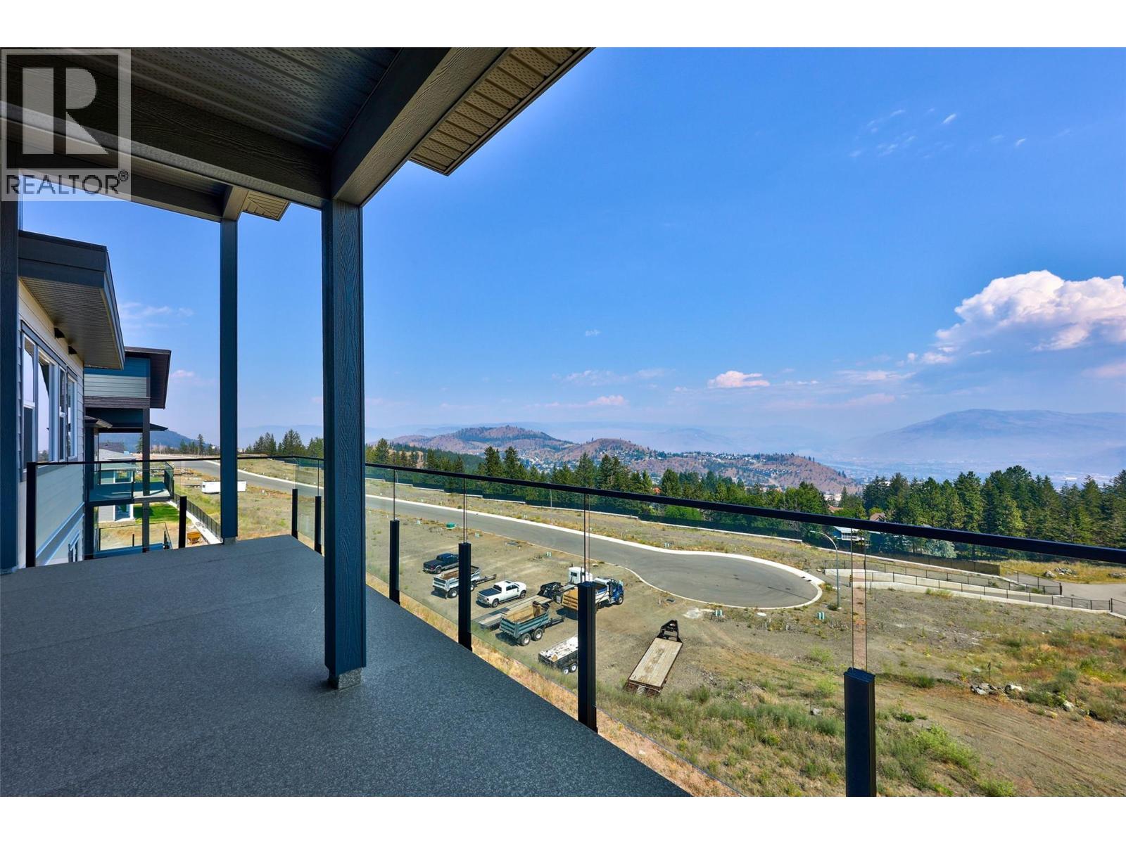 2140 LINFIELD Drive - 22