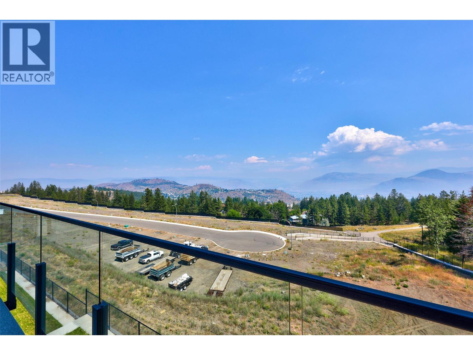 2140 LINFIELD Drive - 25