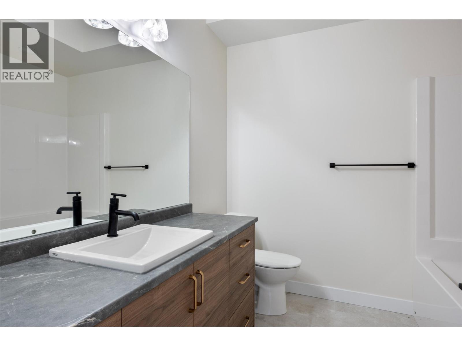 2140 LINFIELD Drive - 42