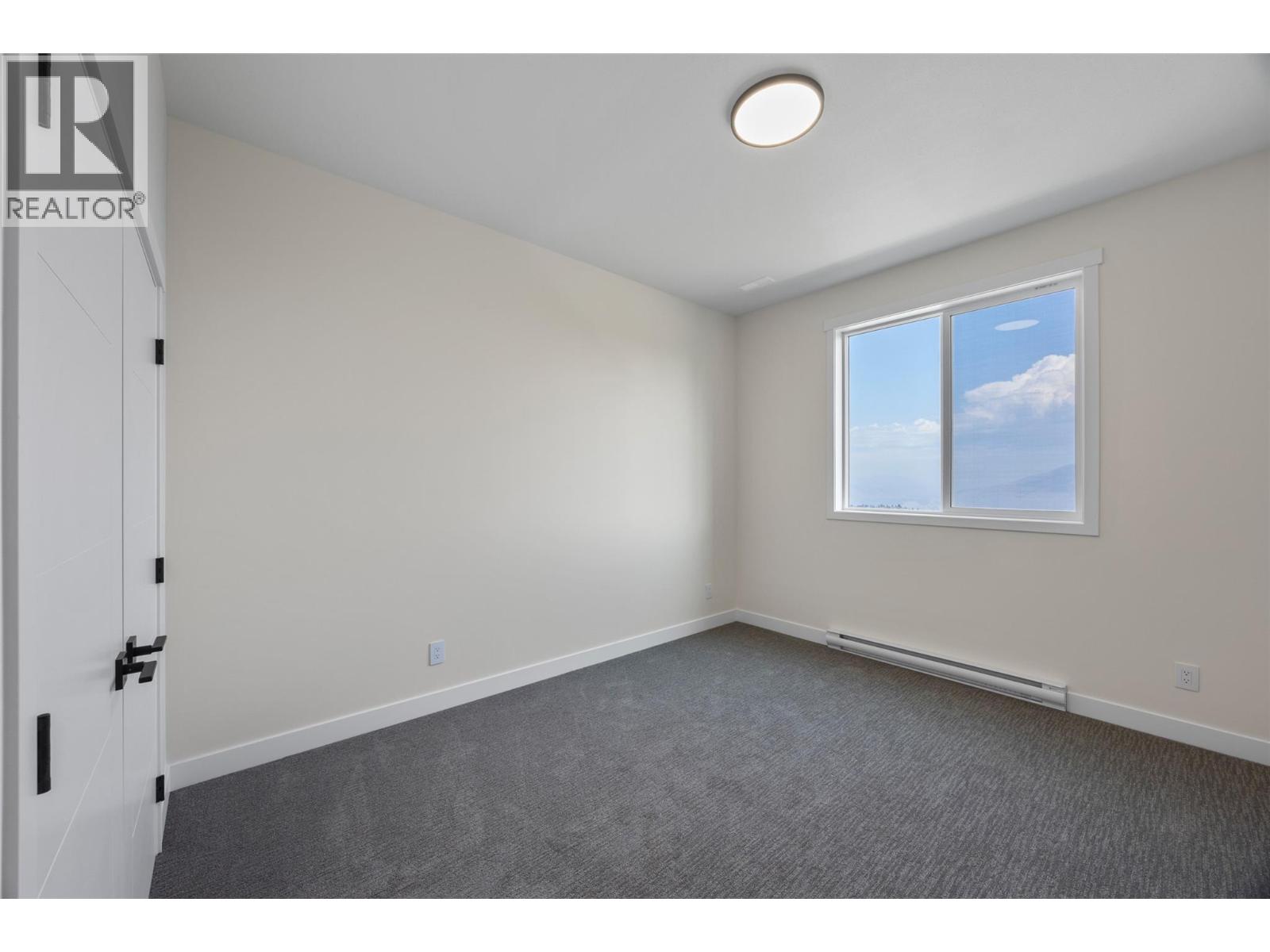 2140 LINFIELD Drive - 45