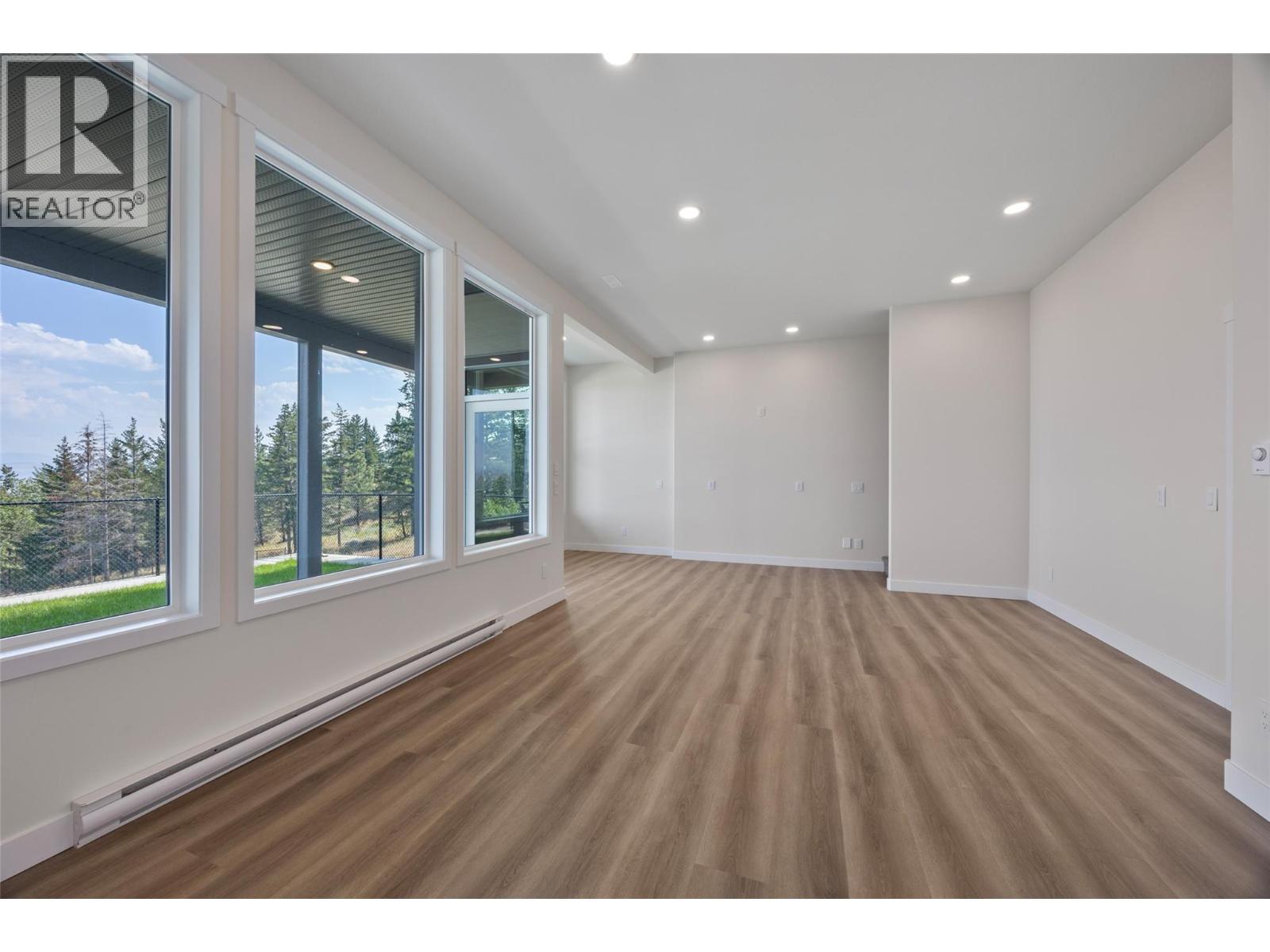 2140 LINFIELD Drive - 50