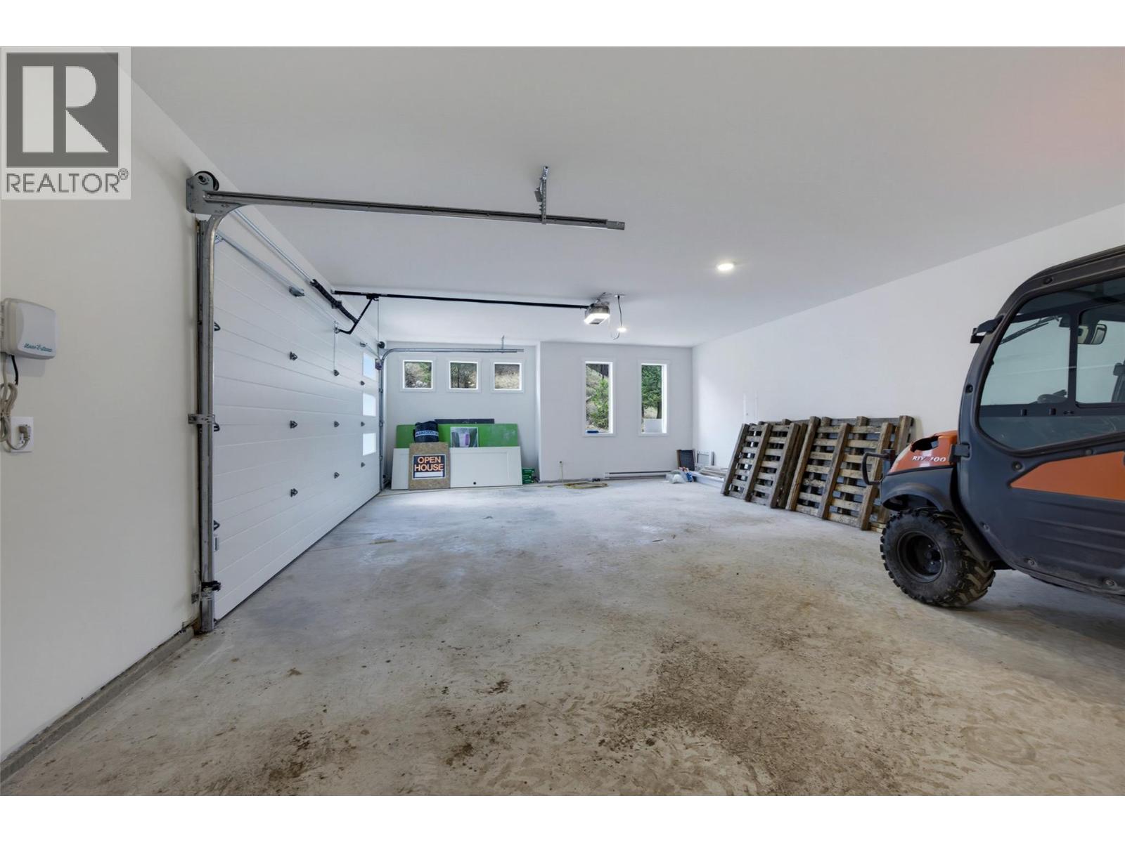 2140 LINFIELD Drive - 57