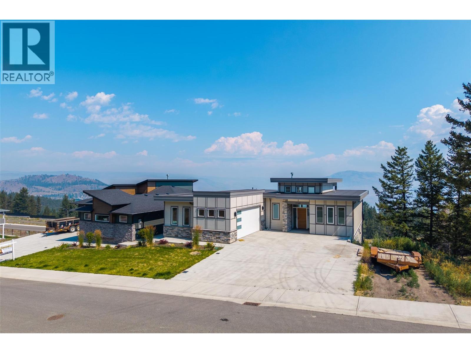 2140 LINFIELD Drive - 58