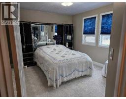17423 Highway 2, High Prairie, AB T0G1E0 Photo 15