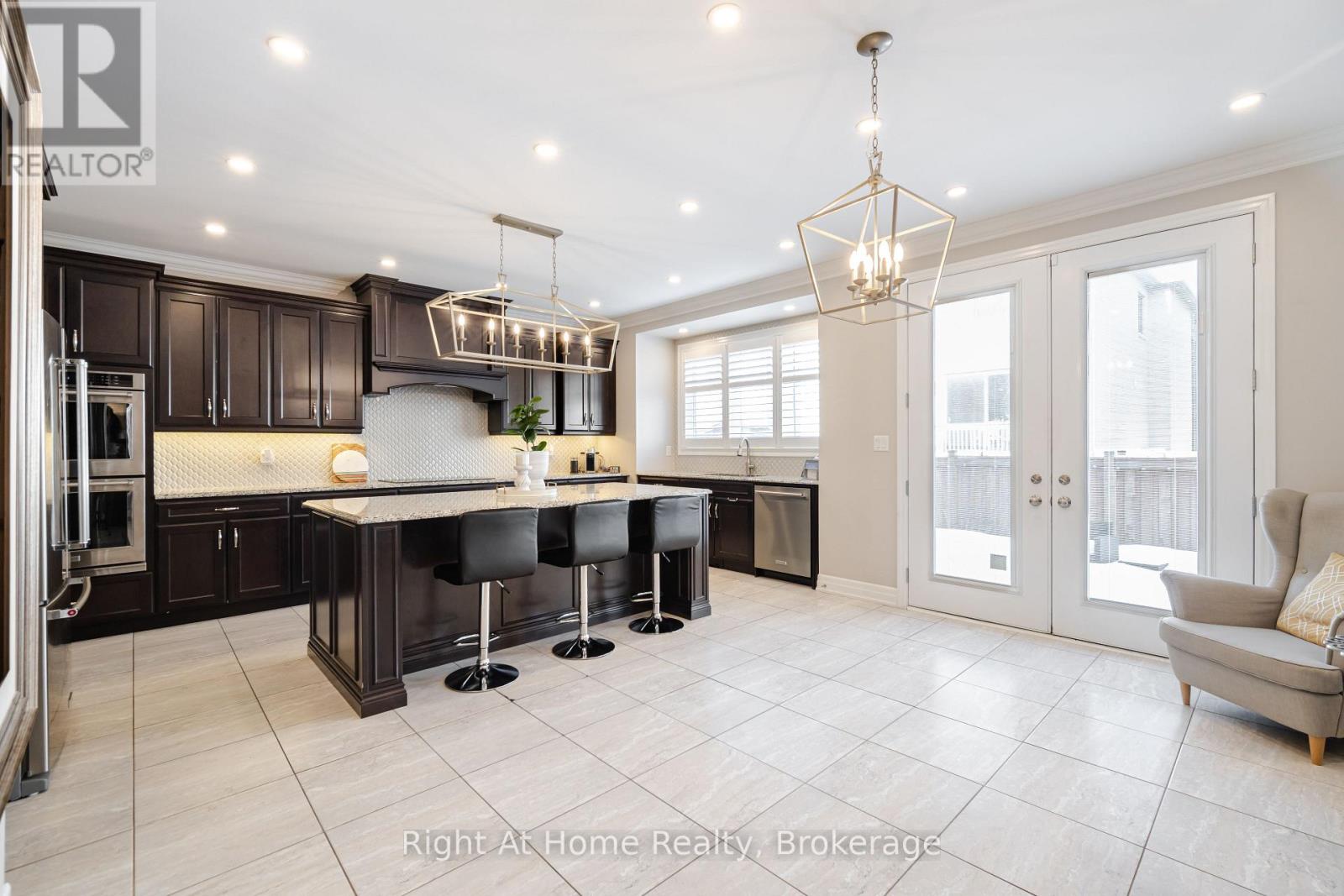 3318 CHARLES BIGGAR DRIVE - 11