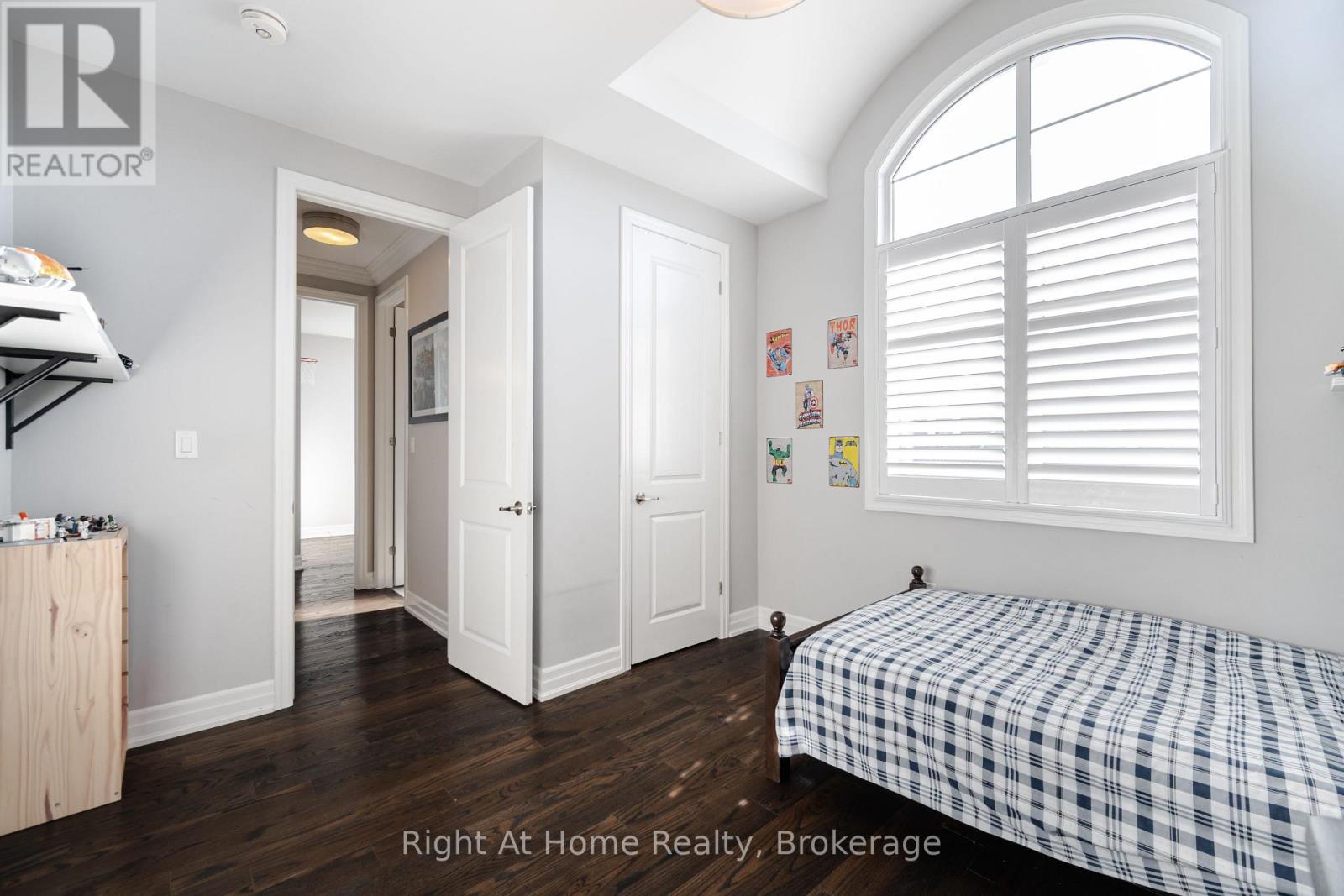 3318 CHARLES BIGGAR DRIVE - 37