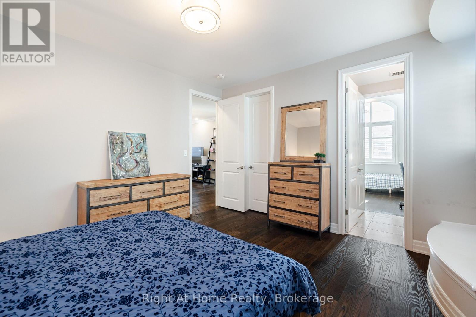 3318 CHARLES BIGGAR DRIVE - 33