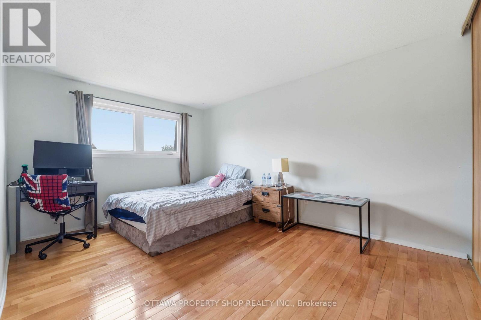 #32 3333 MCCARTHY ROAD - 14