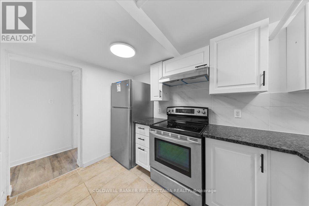 20 PRIMROSE AVENUE - 26
