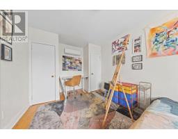 Foyer - 20 Primrose Avenue, Ottawa, ON K1R6L6 Photo 17