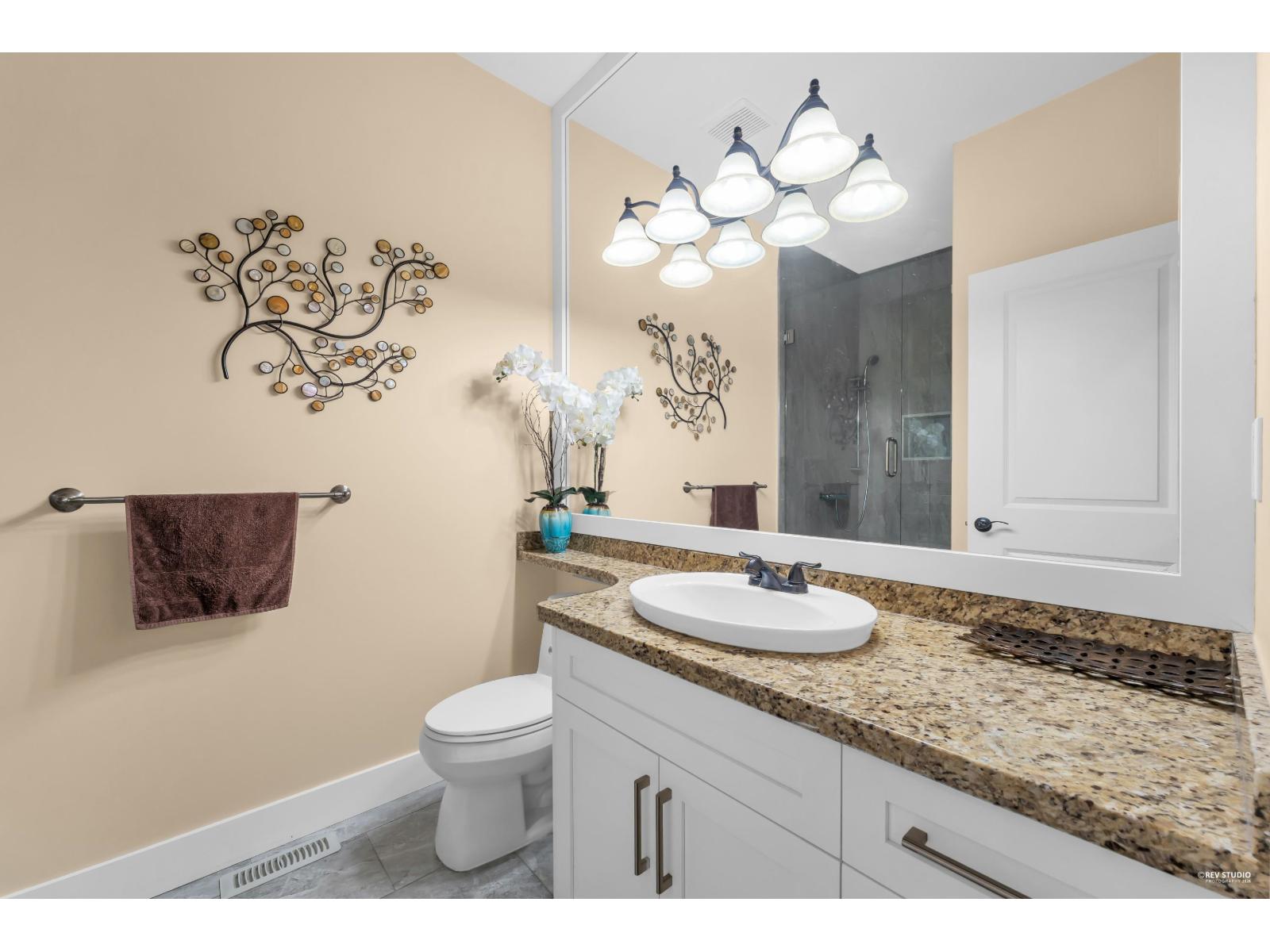 5 Bed, 4 Bath House for Sale in Surrey – 13572 22A AVENUE, Surrey – MLS# R3148847 - Image 22
