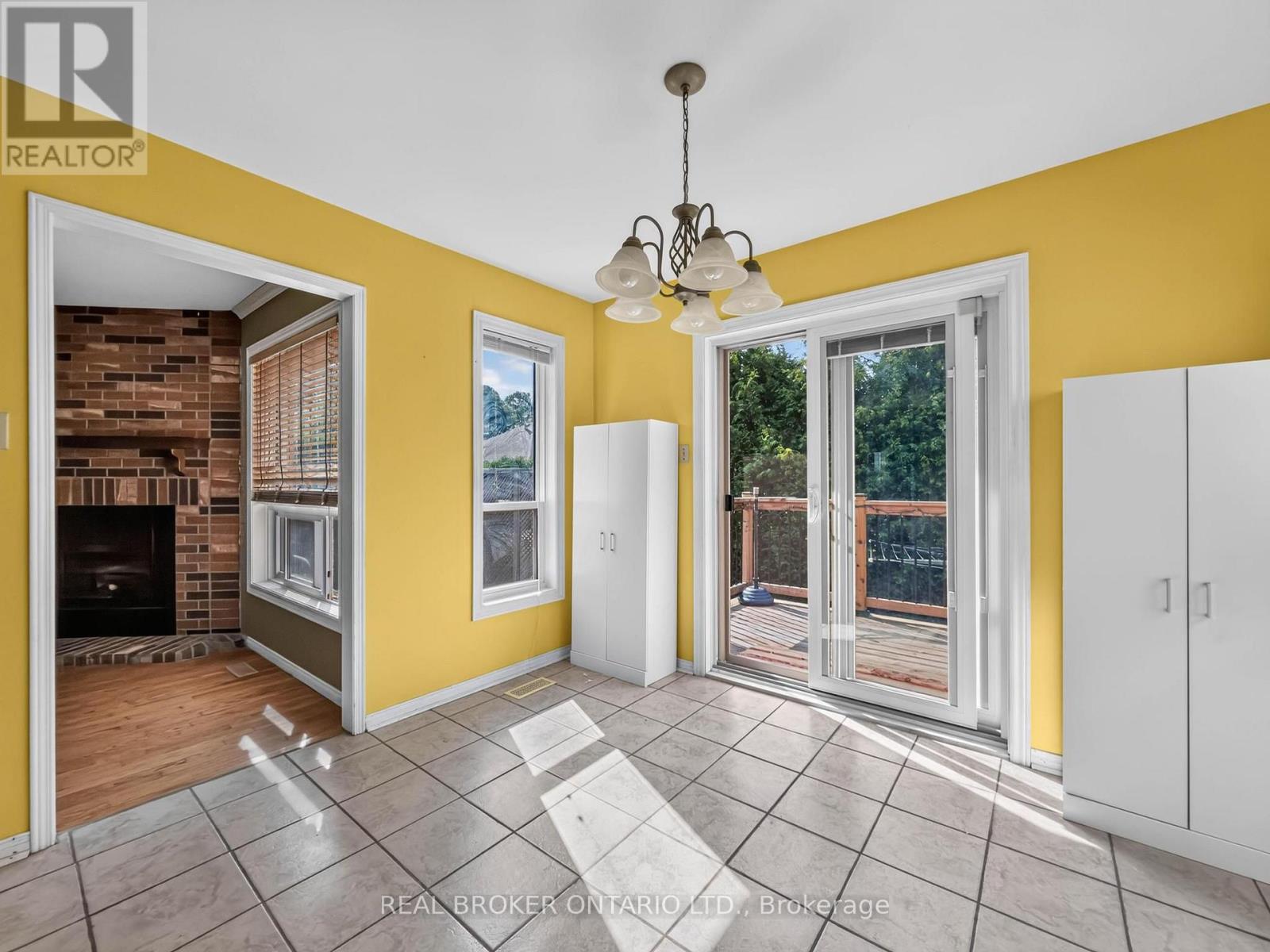 60 ATTWOOD DRIVE - 18