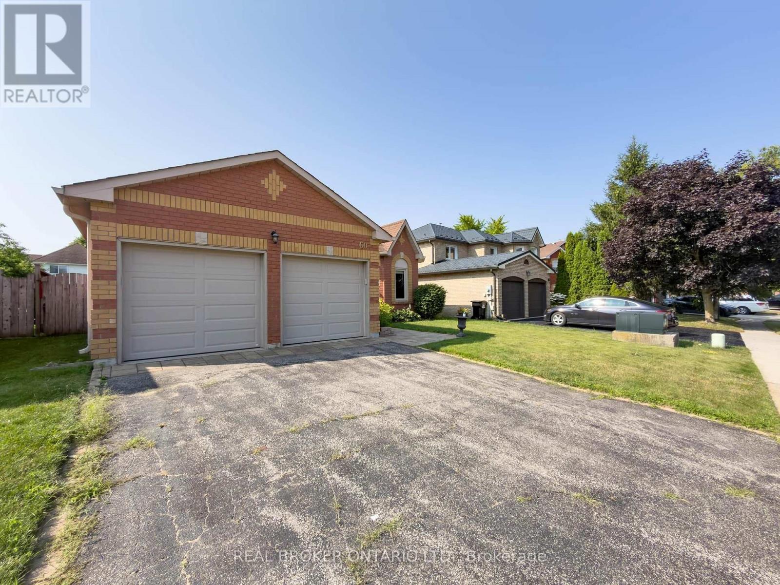 60 ATTWOOD DRIVE - 39