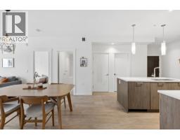 211 625 E 3rd Street, North Vancouver, BC V7L1G6 Photo 6