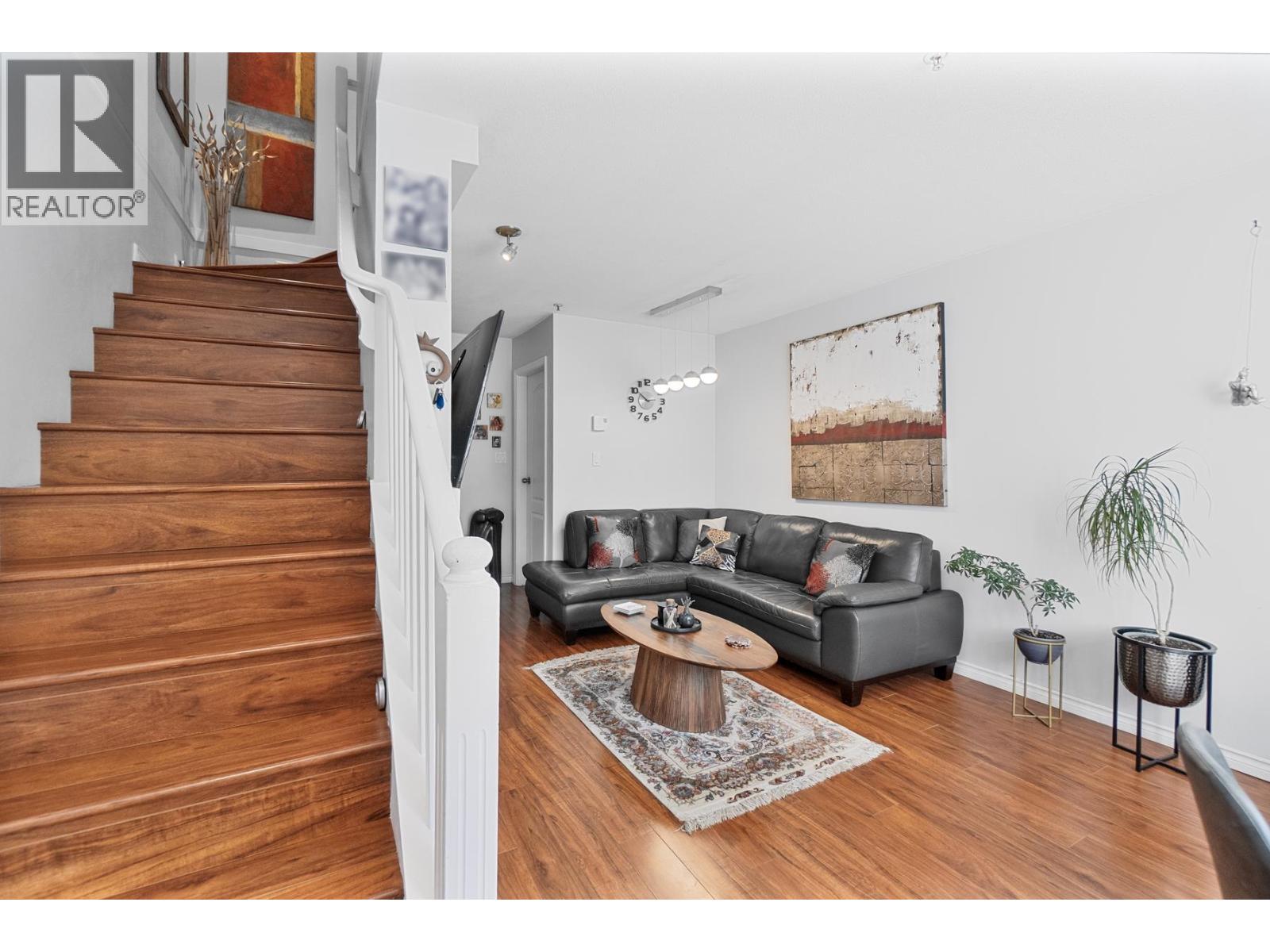2 Bed, 2 Bath House for Rent in Vancouver – 2106 YEW STREET, Vancouver – MLS# R3149142 - Image 12