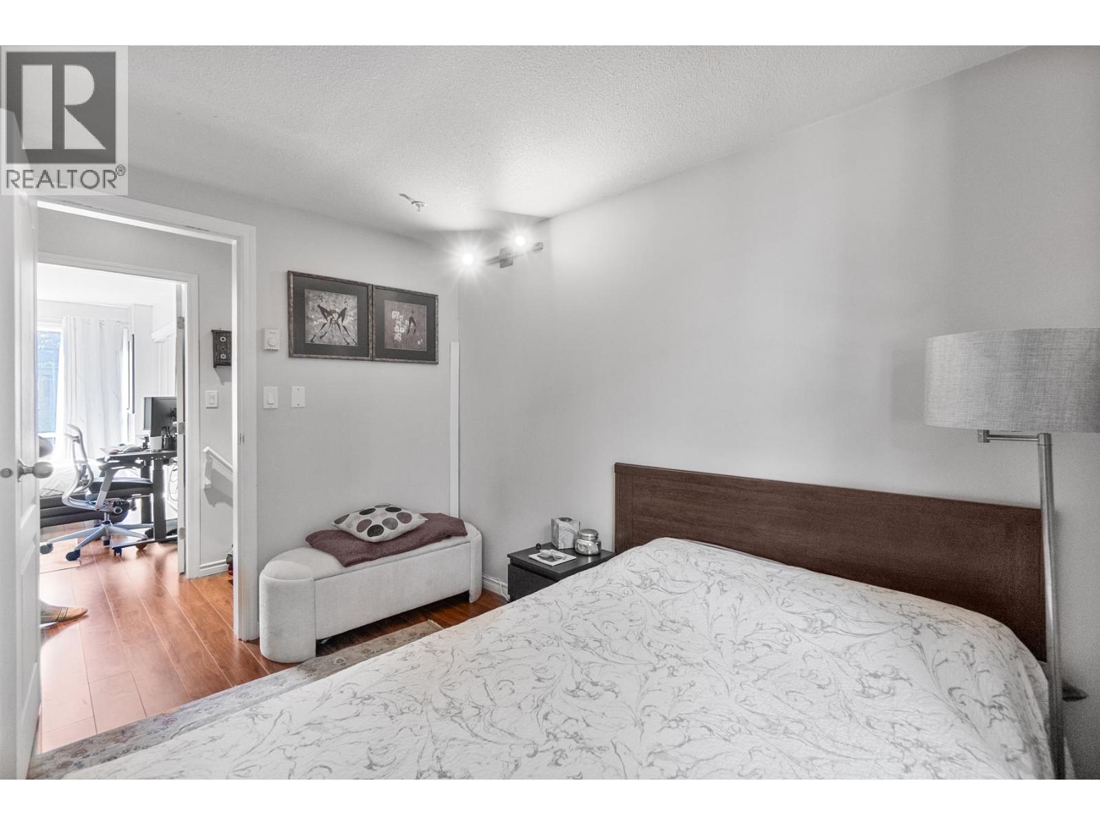 2 Bed, 2 Bath House for Rent in Vancouver – 2106 YEW STREET, Vancouver – MLS# R3149142 - Image 17
